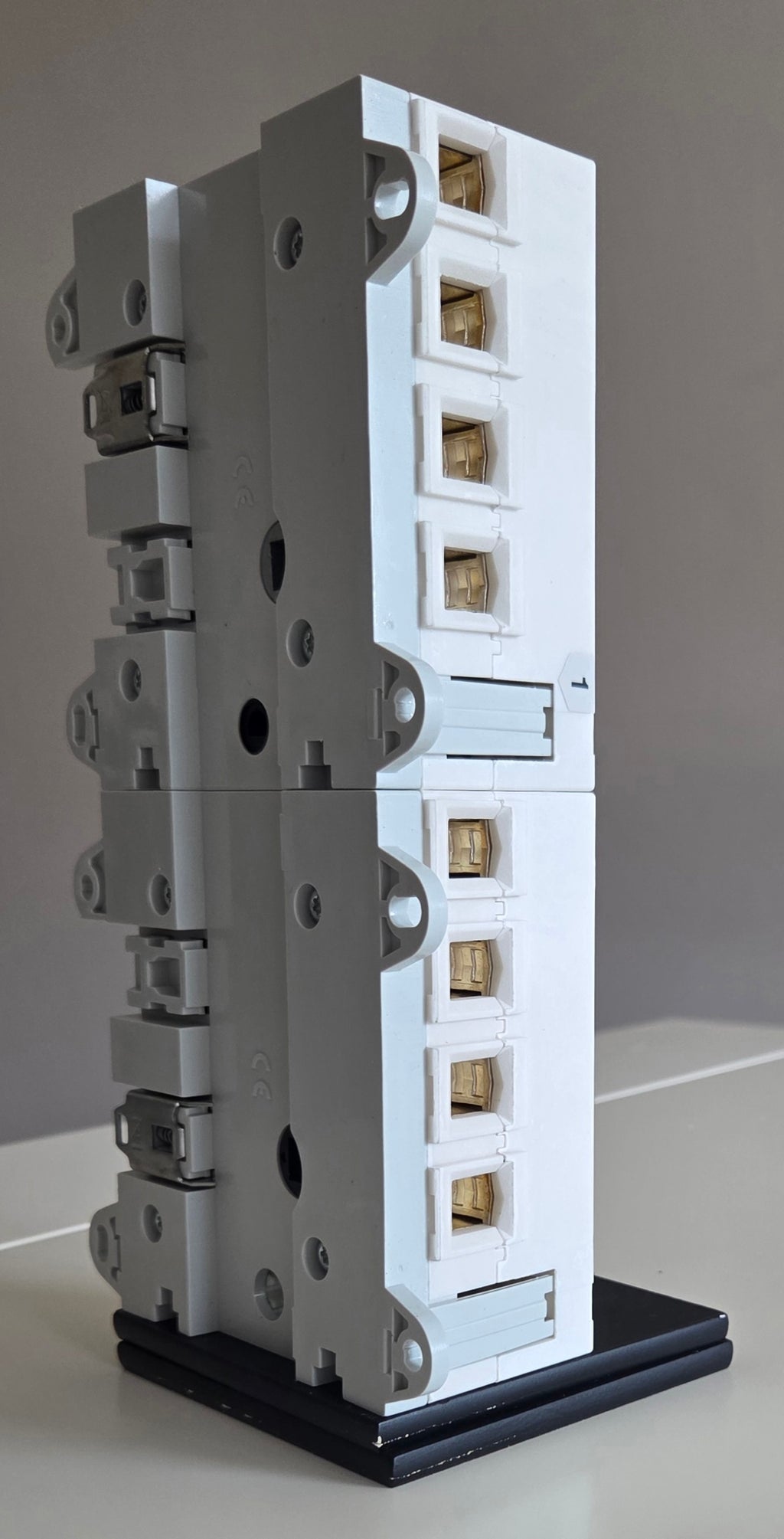 Hager HI403R Lasttrennschalter NEU OVP
