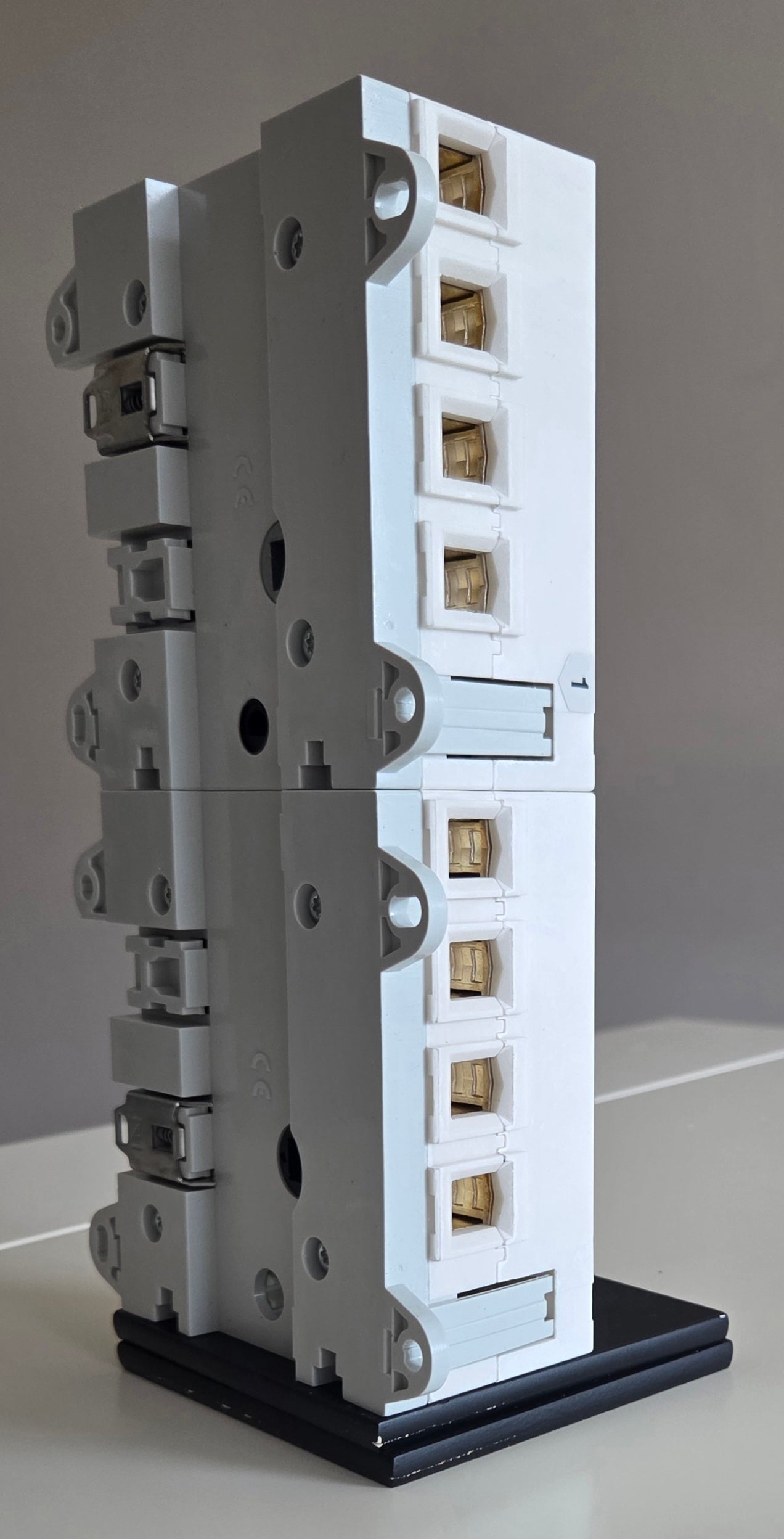 Hager HI403R Lasttrennschalter NEU OVP