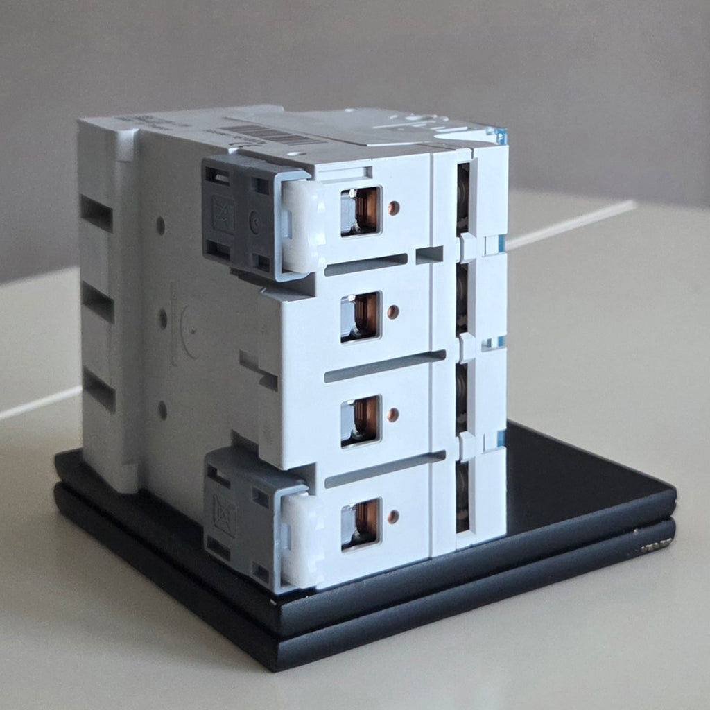 Hager CDA440D Fehlerstromschutzschalter NEU OVP