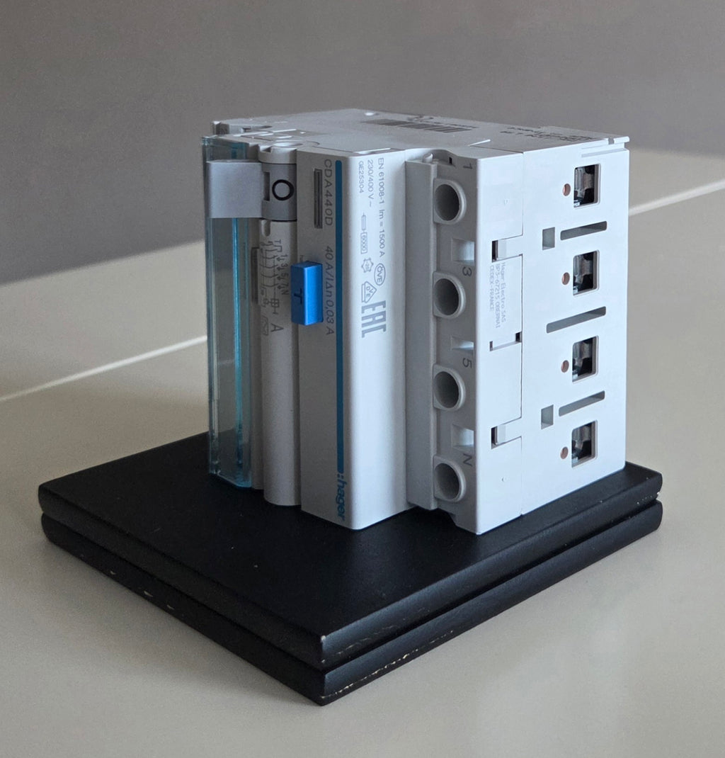 Hager CDA440D Fehlerstromschutzschalter NEU OVP